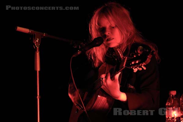 JESSICA PRATT - 2019-11-02 - PARIS - Grande Halle de La Villette - Studio - 